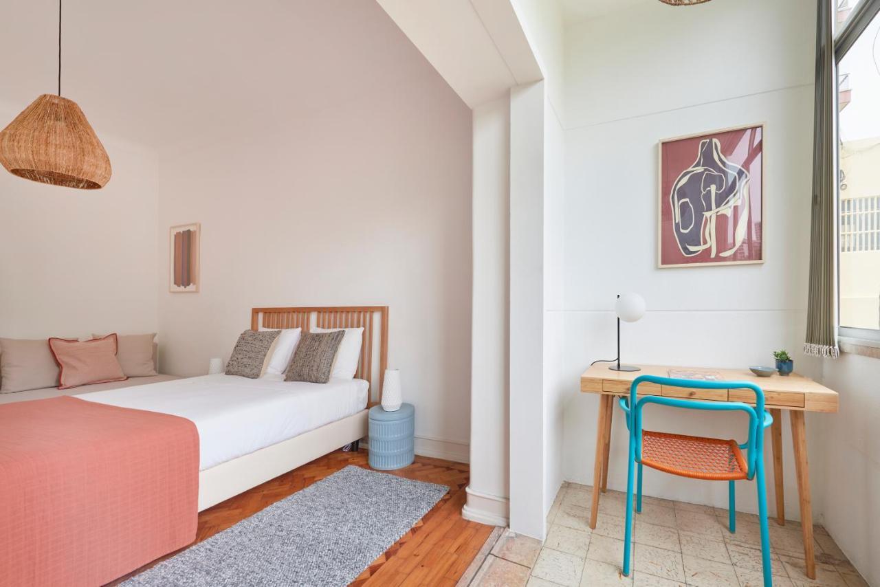 Light-Filled & Renovated Apartment, By Timecooler Lisbon Exterior photo
